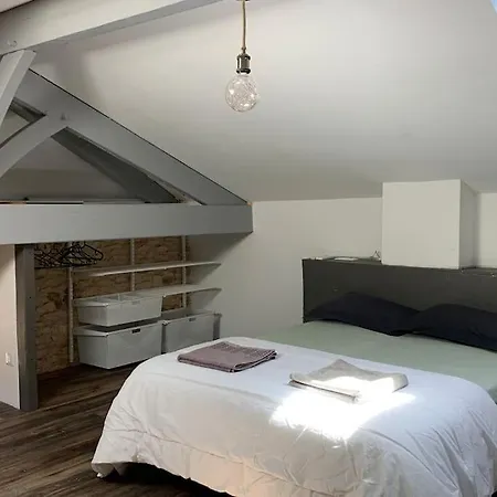 Maison Avec Piscine Blanquefort-sur-Briolance