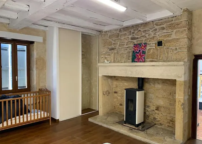 Maison Avec Piscine Blanquefort-sur-Briolance